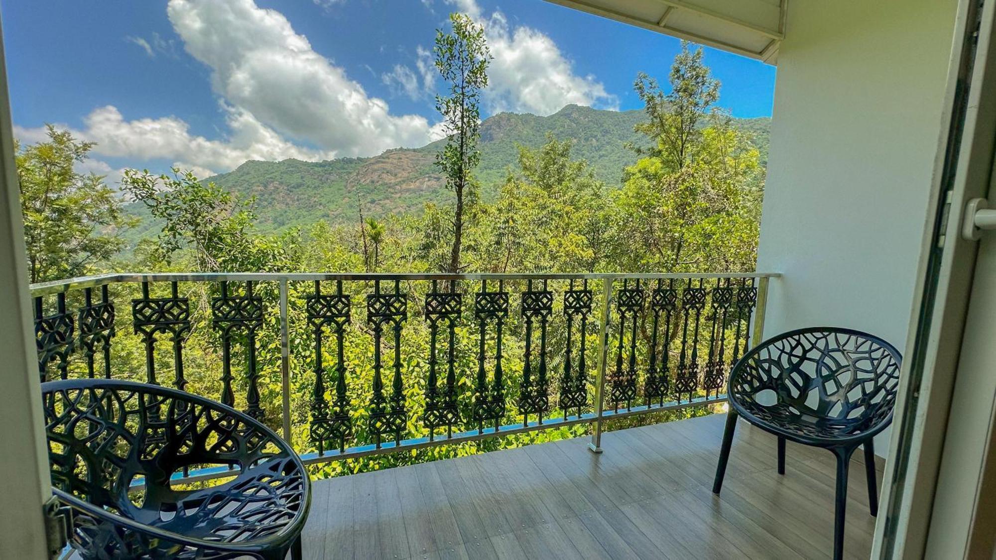 The Heights Munnar Hotel Bagian luar foto